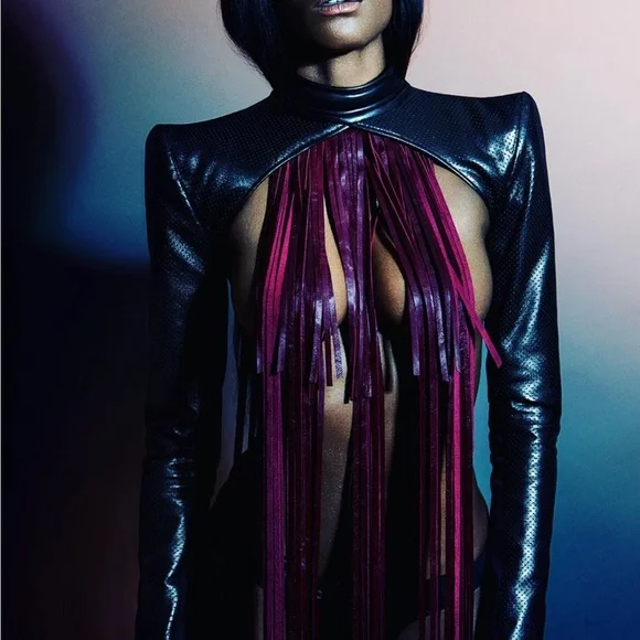 DarkestStarUK - OOAK - Leather Fringe Collar.Black leather collar/Magenta Fringe - Picture 3 of 12